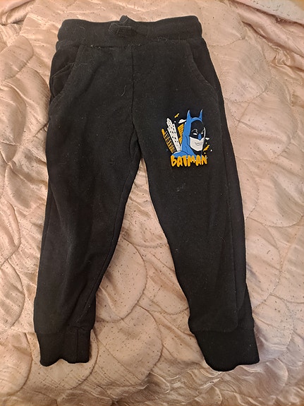 Batman poikien collegehousut musta koko 98