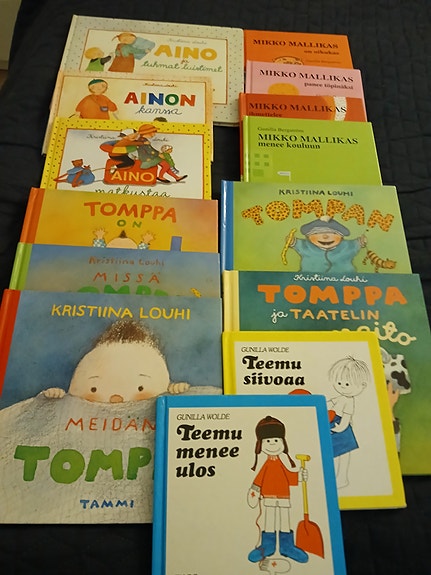 MIKKO MALLIKAS   kirjoja