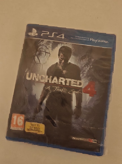 PlayStation 4 pelipaketti Uncharted 4, Ratchet & Clank, Driveclub, Far Cry 4