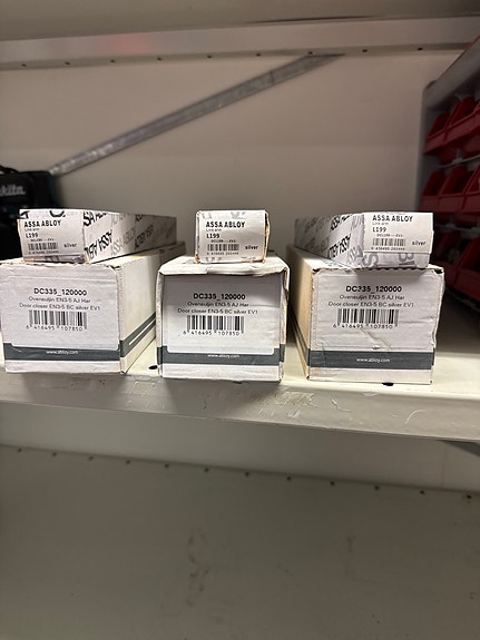 Assa Abloy DC355 ovipumppu+ DCL199 paketti