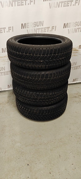 Laatukitkarenkaat Dunlop SP Winter Sport 4D 215/55x18 95H, Sis.ALV, Rahoituskin!