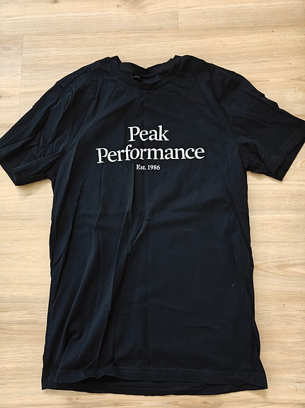 Peak Performance Logo T-paita