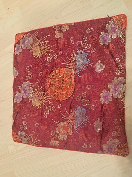Kiinalainen koristetyynynpäällinen