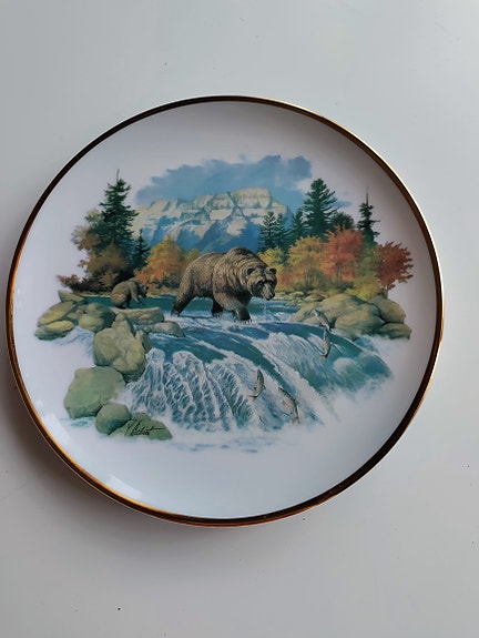 Seinälautanen karhu