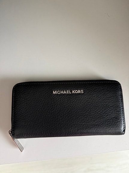 Michael Kors lompakko