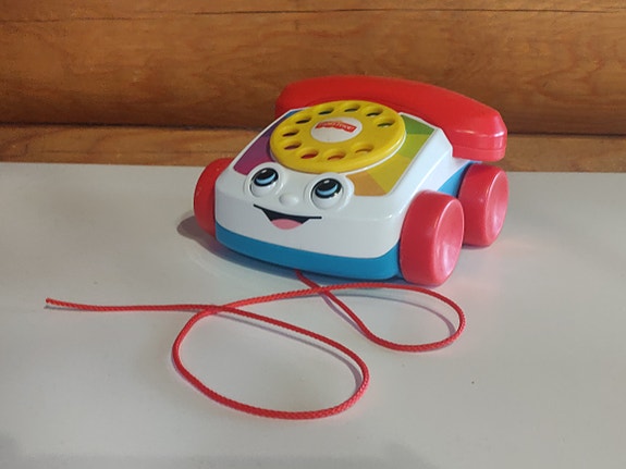 Fisher-Price vedettävä puhelin
