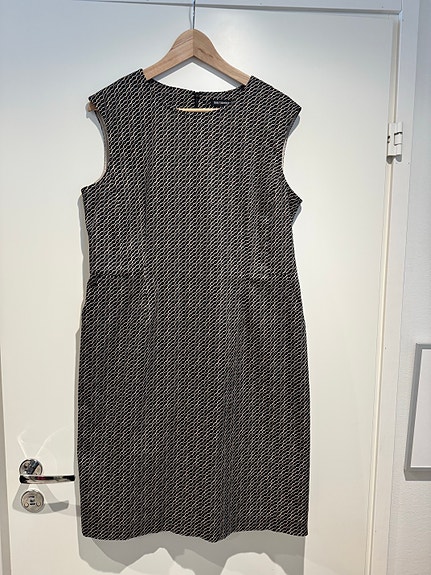 Marimekko ”Rahina” mekko 42
