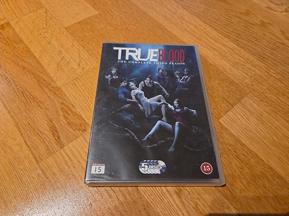 True Blood kausi 3 DVD