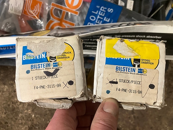 Toyota Carina-E 2.0 Etuiskarit Bilstein 92-98