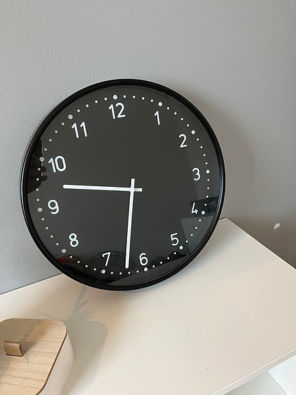Ikea seinäkello