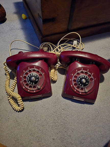 Vanhat Ericsson puhelimet 2kpl