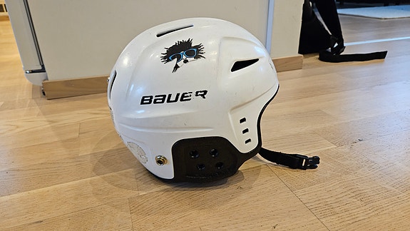 Bauer kypärä 48-54 cm (Espoo)