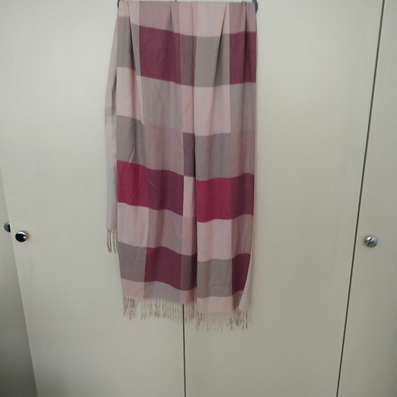 Pitkä huivi 170 huivi – myydään×70 cm ja 90×90 cm yhdessä