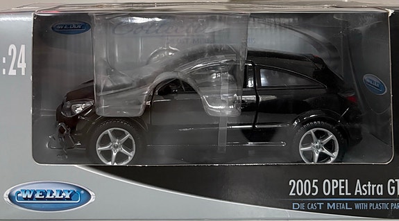 1/24 Opel Astra GTC Coupe 2005 pienoismalli
