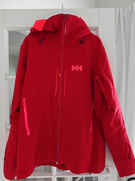 Helly Hansen naisten laskettelutakki punainen koko XL