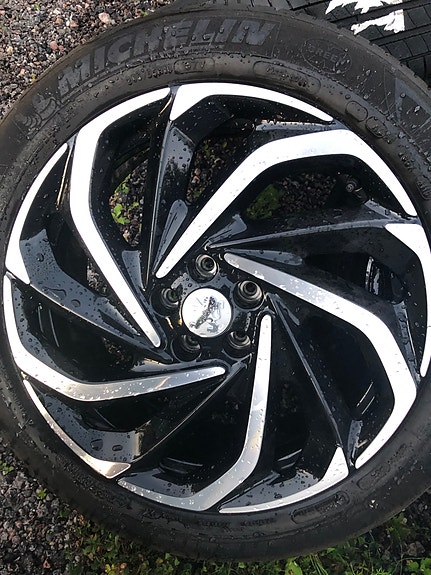 Pösö Citikka OEM alut 5x108 kesä 205/55-19 kuin uusi