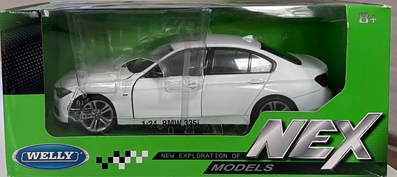 1/24 BMW 335i pienoismalli
