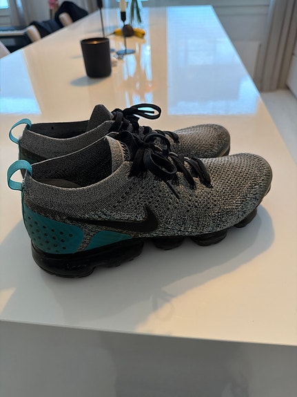 Nike Vapormax juoksukengät koko 45 harmaa musta turkoosi