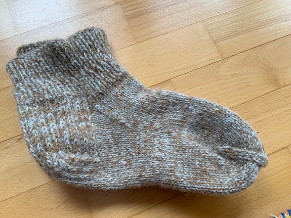 Paksut lämpimät käsinkudotut / käsinneulotut villasukat / sukat, unisex, 39-40