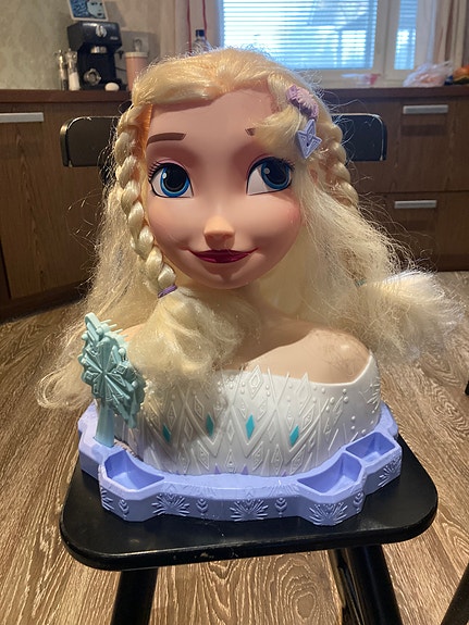 Frozen Elsa kampauspää
