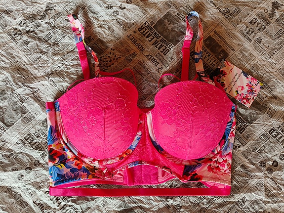 Victoria's Secret rintaliivit 75D