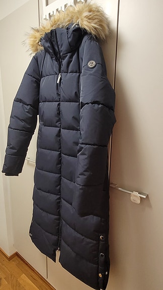 Luhdan pitkä talvitakki