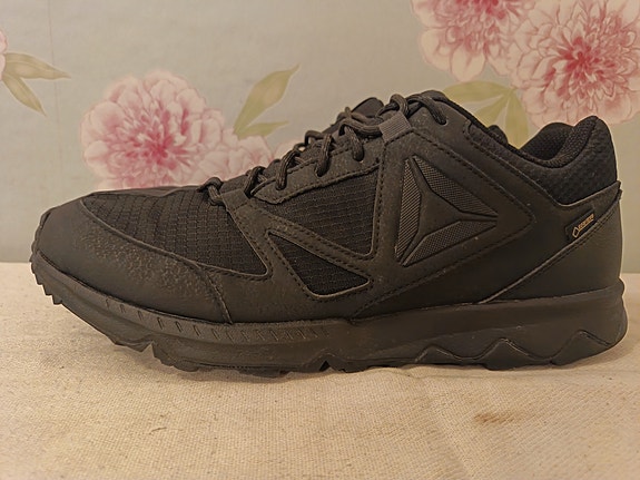 Reebok goretex kävelykengät 44.5