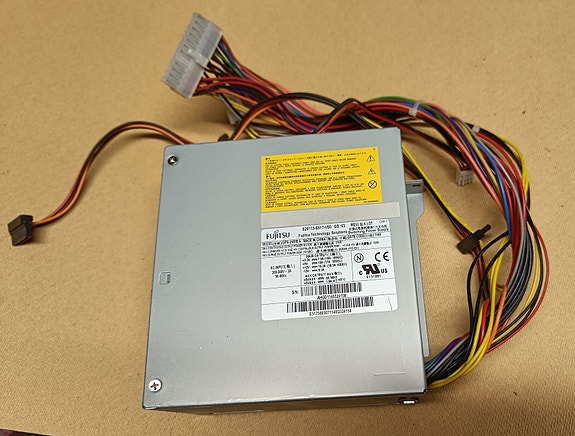 ATX Virtalähde 300W (Fujitsu)
