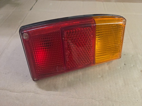 Fiat 131 Familiare vasen takavalo