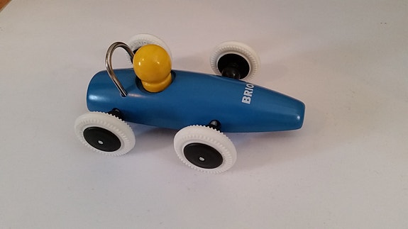 Brio sininen kilpa-auto 30077