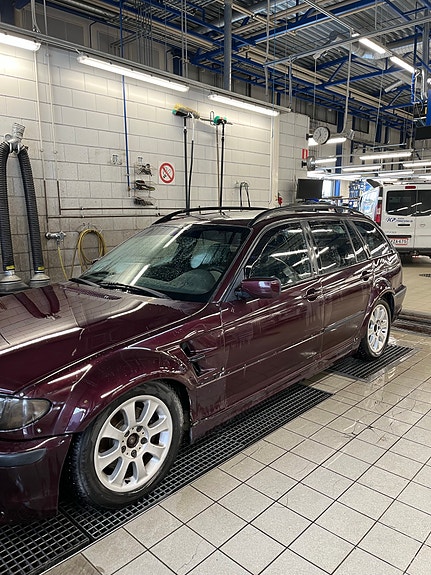 BMW e46 328i osina