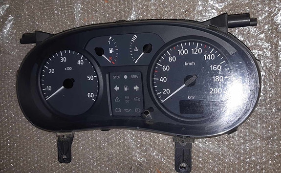 Renault Trafic nopeusmittari