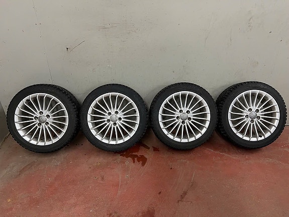 Nokian Hakkapeliitta 9 / Audi OEM Alumiinivanteet 17”