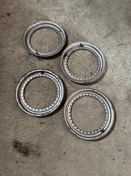 Myydään BBS RS 16” kehiä - 34 pulttiset