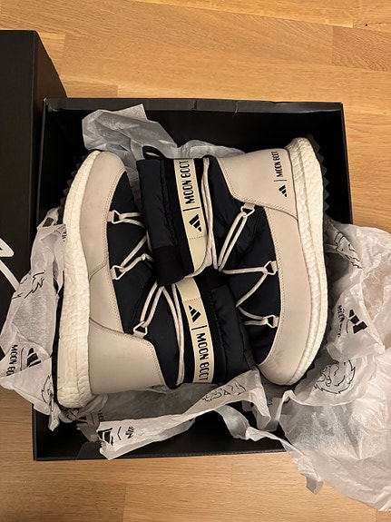 Adidas - Moon Boot talvikengät koko 39