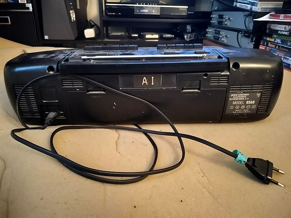 Product image 3 of 4