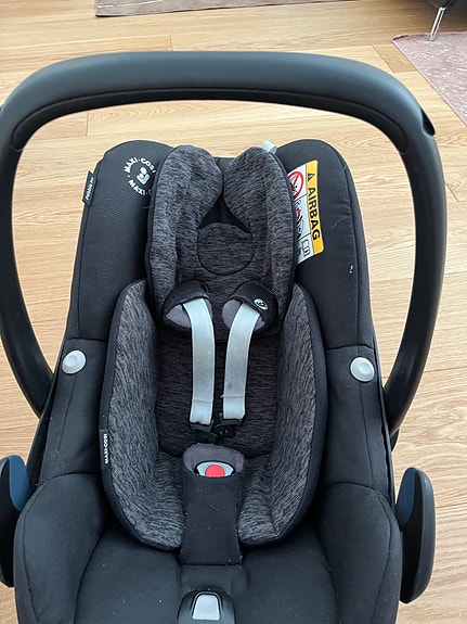 Maxi-Cosi turvakaukalo, yhdellä vauvalla käytetty