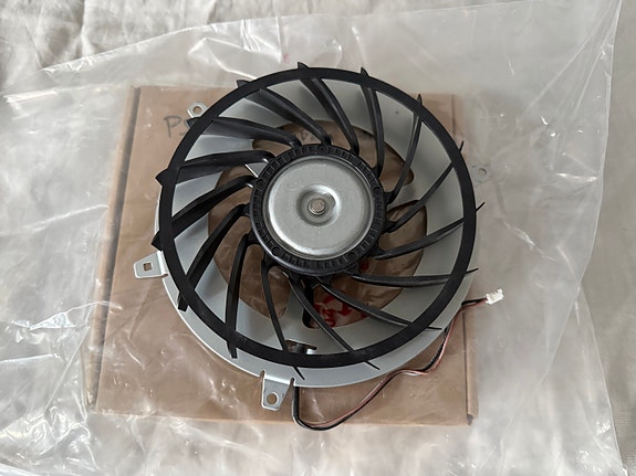 PS3 15 lavan NIDEC tuuletin fat-malleihin