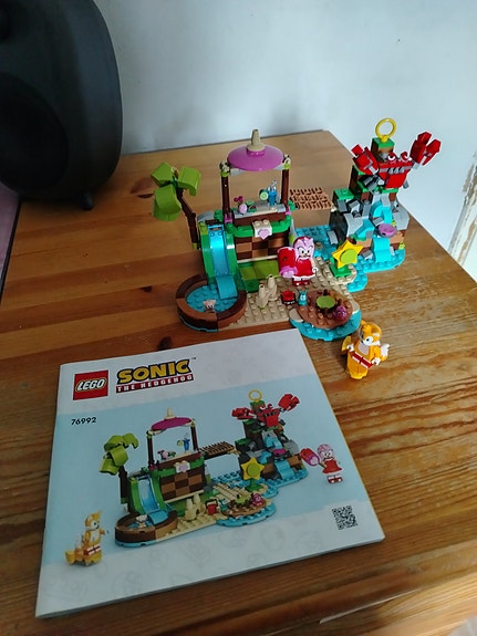 Lego Sonic The Hedgehog Amy's Animal Rescue Island