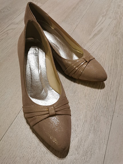 Chic femme korkokengät 41