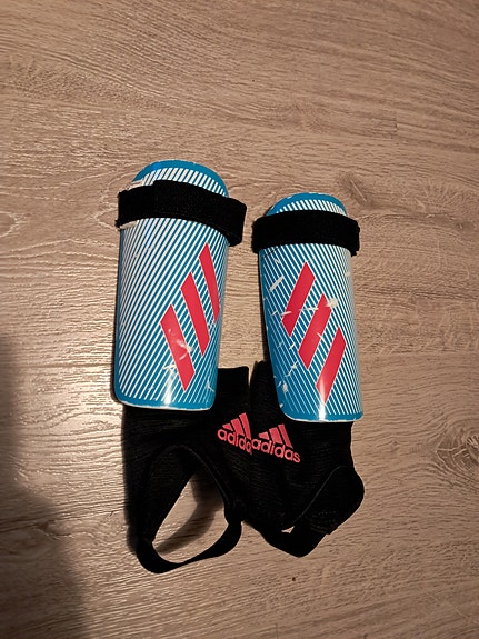 Adidas säärisuojat sininen