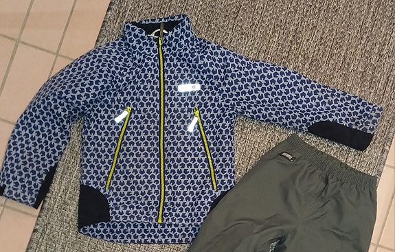Product image 1 of 3