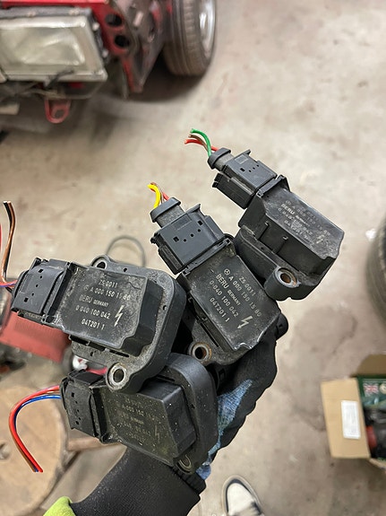 M271 /200 kompressor sytytyspuolat