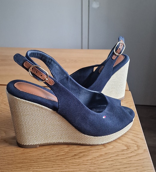 Tommy Hilfiger Sandaalit 38