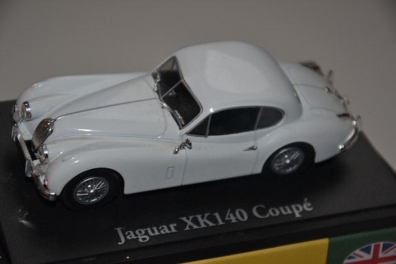 Jaguar XK 140 Coupe  1/43 + laatikko ja esite