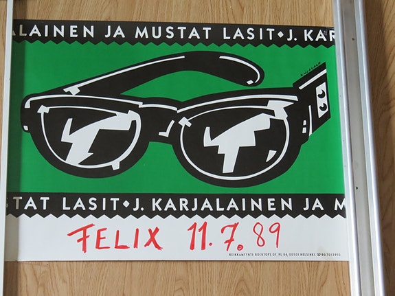 J. Karjalainen & Mustat Lasit  -keikkajuliste