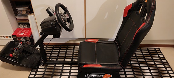 logitech g27 ratti, polkimet, ja playseat nahkaa +teräsrunko