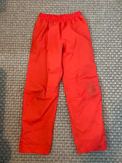 Vedenpitävät Everestin kuorihousut / välikausihousut 158/164 cm