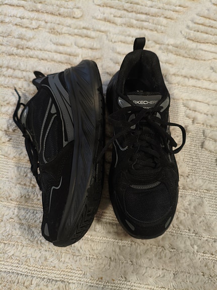 Skechers vedenpitävät kengät