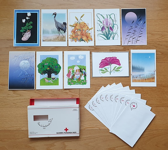 Suomen Punainen Risti SPR kirjekuoret ja kortit, 10 kpl